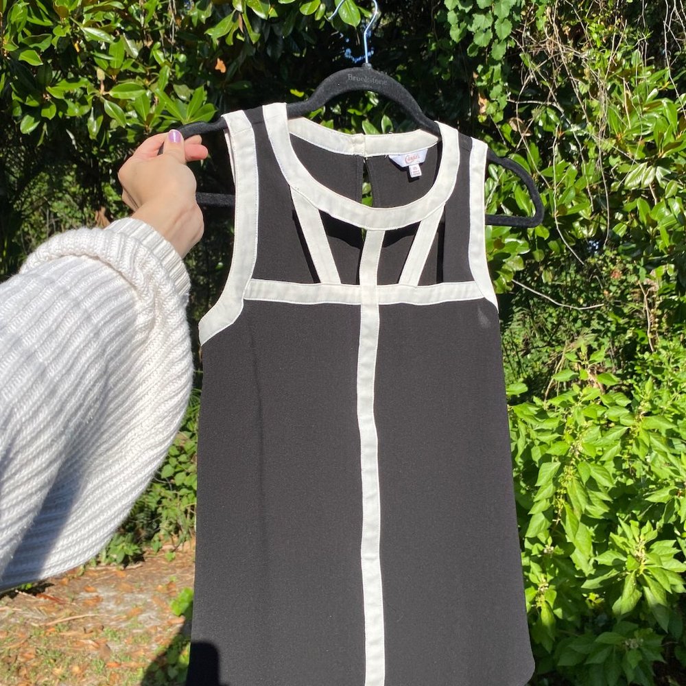 Candie's Black & White Work Sleeveless Blouse